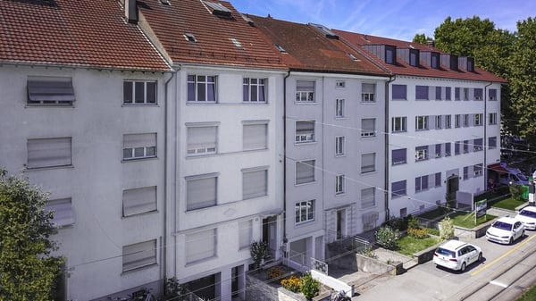 GEMÜTLICHES STUDIO AN GUTER LAGE ZU VERMIETEN 1