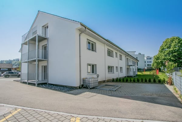SANIERTE KLEINWOHNUNG MIT TRAUMHAFTEM BAD 2