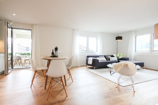 GROSSZÜGIGE UND SCHÖNE WOHNUNG MIT LOGGIA 7
