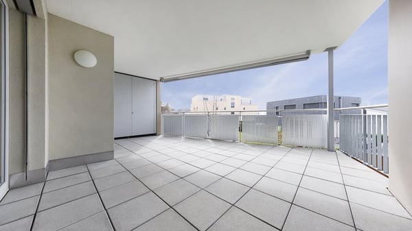 TOLLE 4.5 ZIMMER WOHNUNG MIT ZWEI BALKONEN ZU VERMIETEN