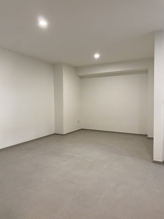 GEWERBERAUM IN CHARMANTEM WOHNHAUS ZU VERMIETEN 4