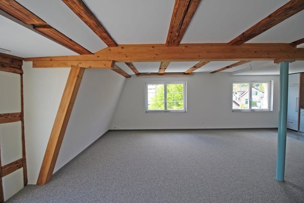 TOLLE 3.5 ZIMMER WOHNUNG MIT BALKON ZU VERMIETEN 3