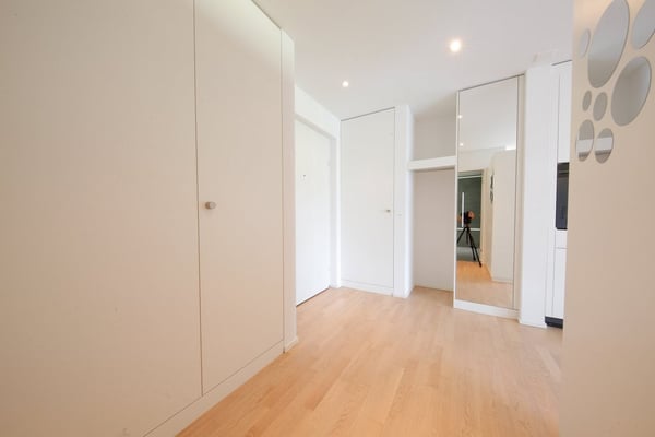 MÖBLIERTE KLEINWOHNUNG MIT GROSSZÜGIGEM BALKON 5