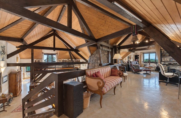 Villa de caractère dans un cadre verdoyant 7