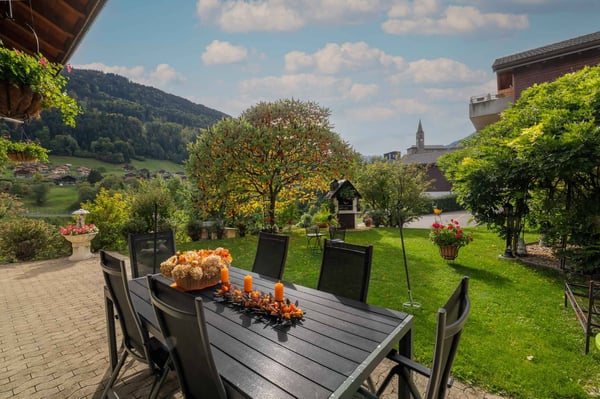 Chalet de charme avec vue panoramique sur les montagnes 11