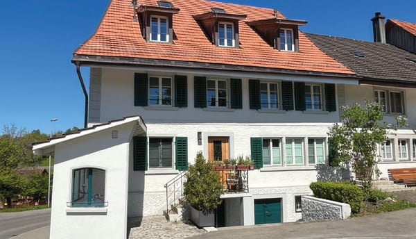 Charmantes, saniertes Mehrfamilienhaus mit Seltenheitswert in Forch 7