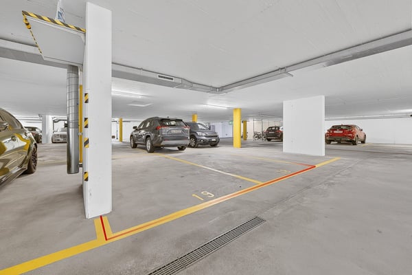 Moderne 2.5-Zimmer-Wohnung mit Balkon und Top-Ausstattung in Altendorf 16