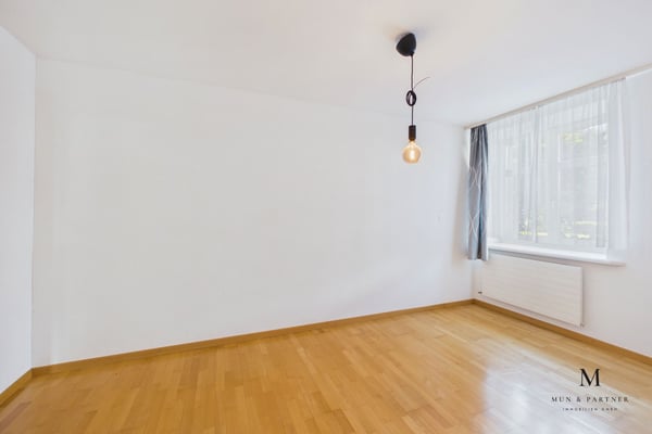 6.5 Zimmer Maisonette mit Seesicht, grosser Terasse und Garten 11