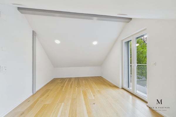 Modern wohnen im Grünen – stilvolle 4.5-Zimmer-Wohnung mit Terrasse in St. Georgen 9