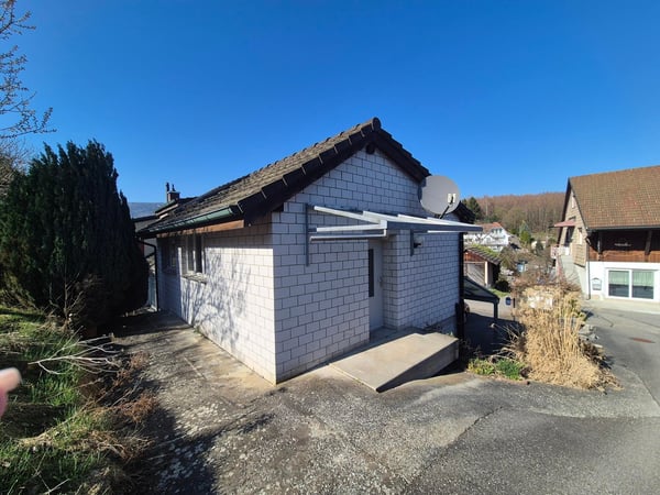 Mehrfamilienhaus mit 5 Einheiten in Kestenholz und Baulandreserve 4