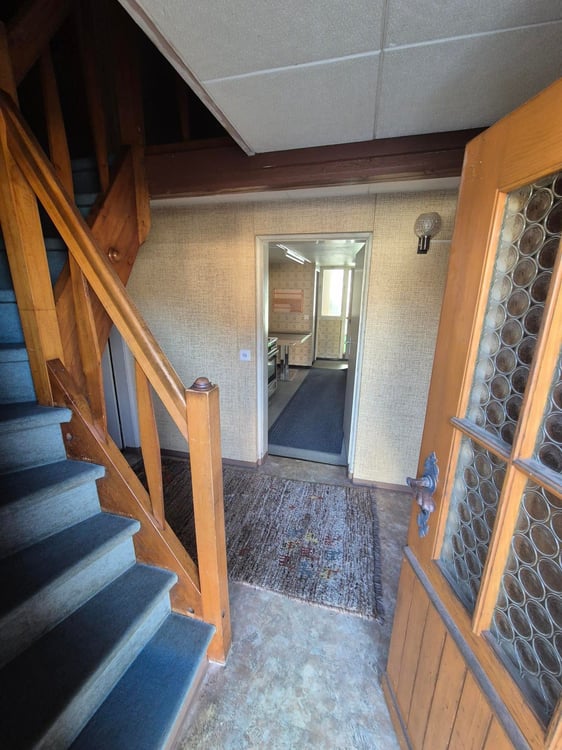 Mehrfamilienhaus mit 5 Einheiten in Kestenholz und Baulandreserve 12