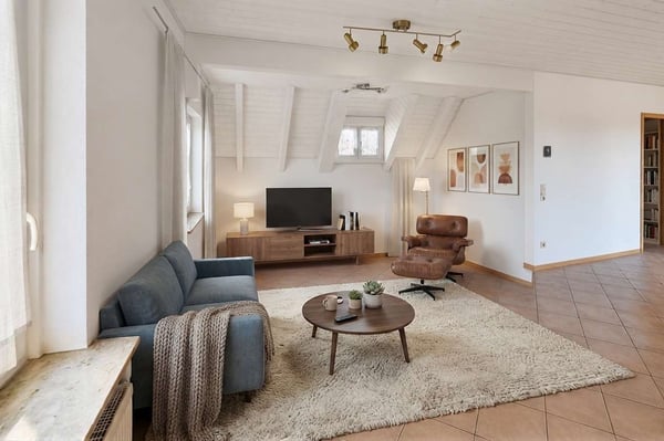 Großzügige 140 m² Wohnfläche: Flexibles Raumwunder mit Option auf 5?5,5 Zimmer 1