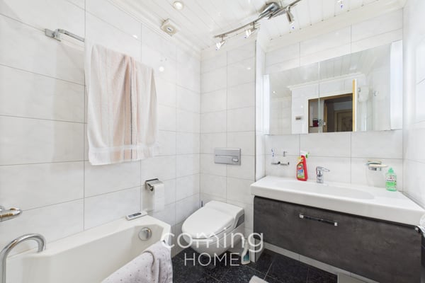 3.5-Zimmer-Wohnung mit Cheminée und Balkon in Saas-Grund kaufen 10