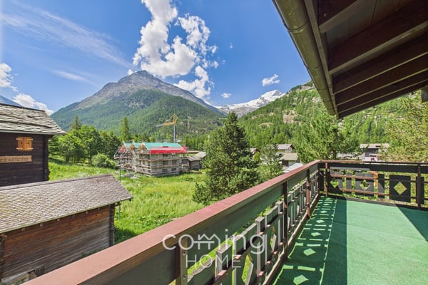 Charmante 3.5-Zimmer-Wohnung in Saas-Grund - Mit Cheminée, Bergsicht & grossem Balkon 11