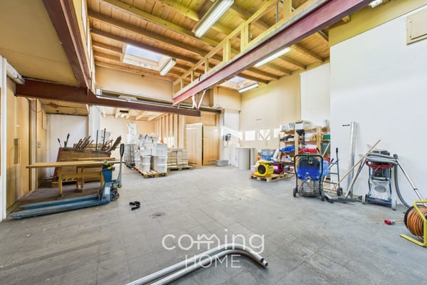 Vielseitig nutzbare Gewerbehalle in zentraler Lage in Turtmann 2