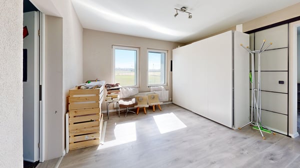 Freistehendes 5.5-Zimmer-Einfamilienhaus mit grossem Garten, Veranda & Weitblick 12