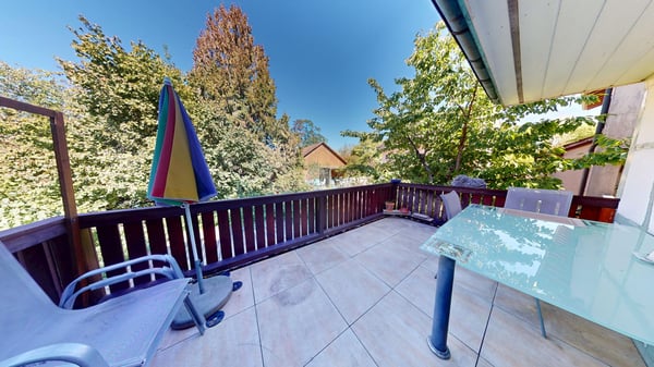 Charaktervolles Dorfhaus mit Einliegerwohnung, Saunalandschaft & Weitblick-Terrasse 6