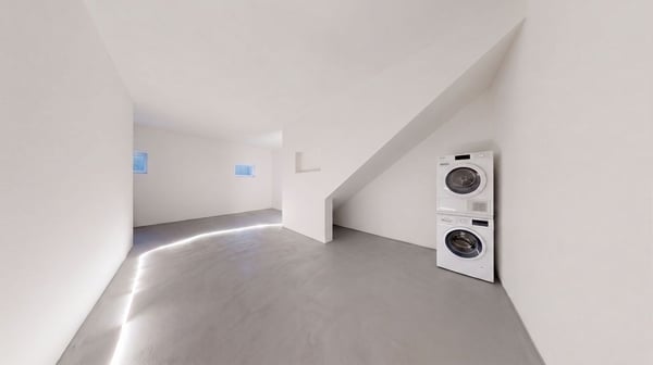 Moderne 5.5-Zimmer-Gartenwohnung mit Master Bedroom, Bad en Suite, Loggia & Balkon 14