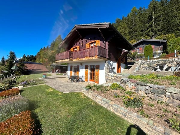 Chalet de montagne à Arbaz – 4 pièces avec vue panoramique 10