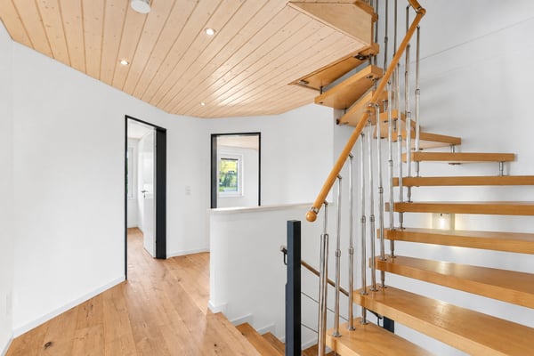 Charmantes 7.5-Zimmer-Landhaus in Biessenhofen – Sofort verfügbar! 9