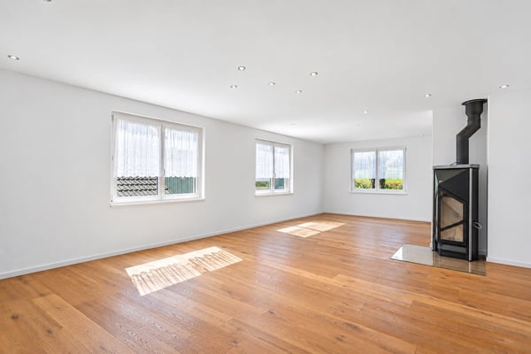 Charmantes 7.5-Zimmer-Landhaus in Biessenhofen – Sofort verfügbar! 3