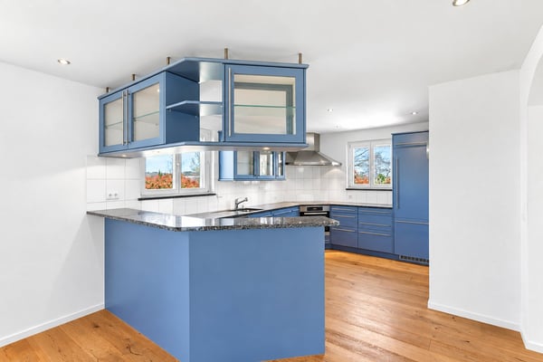 Charmantes 7.5-Zimmer-Landhaus in Biessenhofen – Sofort verfügbar! 2