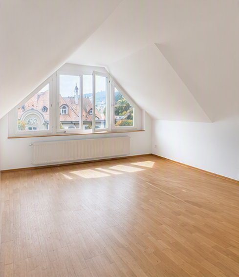 Charmante 3-Zimmer-Dachgeschosswohnung an der Rainmattstrasse in Bern 2