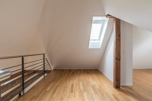 Charmante Dachwohnung mit Galerie und besonderem Wohnambiente 6