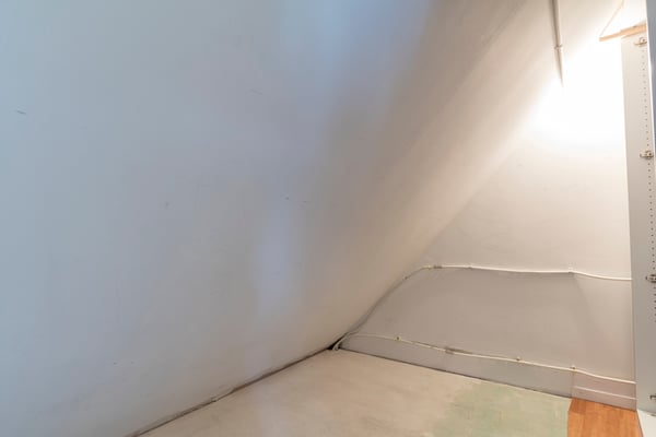 Charmante Dachwohnung mit Galerie und besonderem Wohnambiente 10