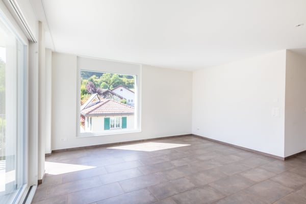 Moderne 4.5-Zimmer-Wohnung im 1. OG mit Balkon, Staffelbach 8