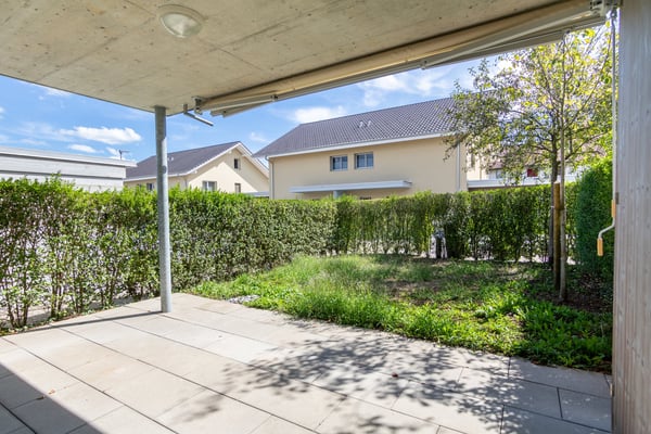Moderne 2.5-Zimmer-Wohnung mit Gartensitzplatz in Staffelbach kaufen 2