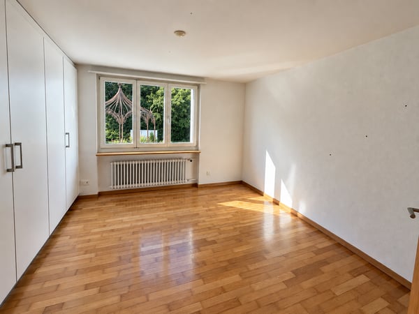 Seltene Gelegenheit an begehrter Lage - Traumaussicht und vielseitiges Entwicklungspotential 14