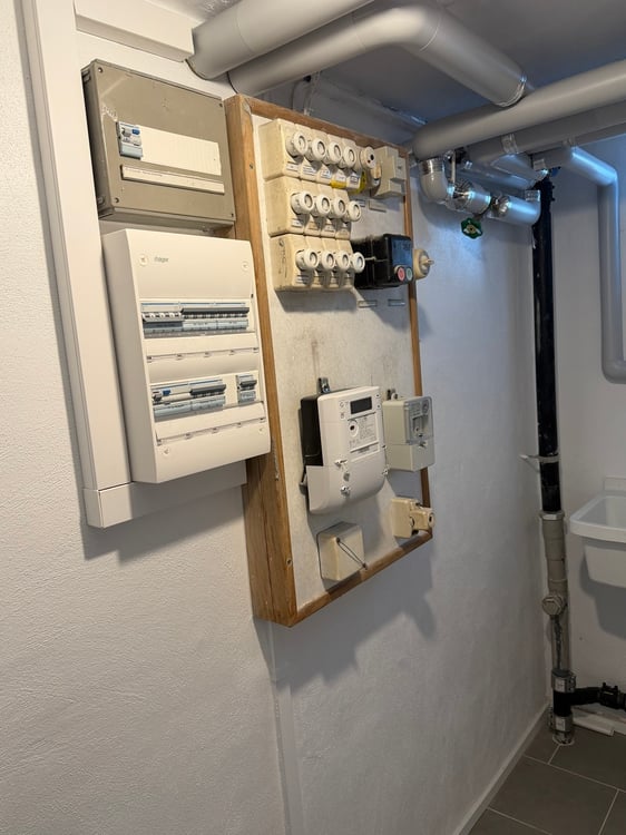 Doppeleinfamilienhaus zu Verkaufen in Biel-Benken 13
