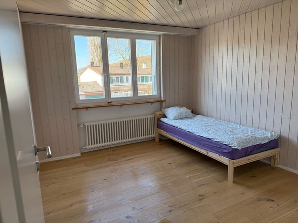 Doppeleinfamilienhaus zu Verkaufen in Biel-Benken 8