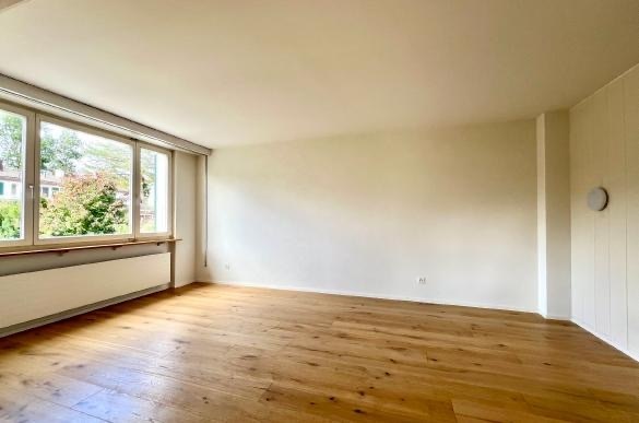 Doppeleinfamilienhaus zu Verkaufen in Biel-Benken 5