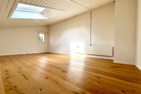 Doppeleinfamilienhaus zu Verkaufen in Biel-Benken 6