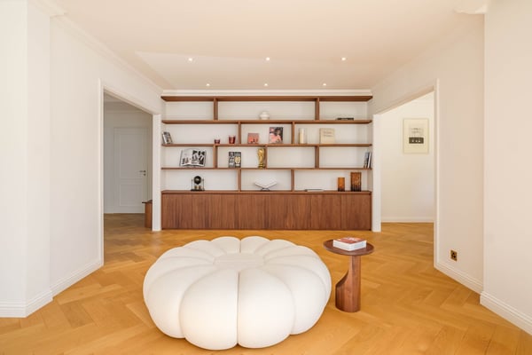 Villa 5 suites rénovée 2025 — piscine, wellness, 1 500 m² sud-ouest 5