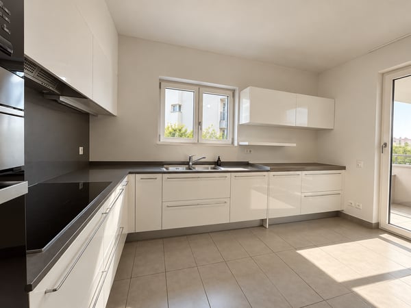Ampio 4.5 locali con vista lago in residenza di pregio a Lugano 5