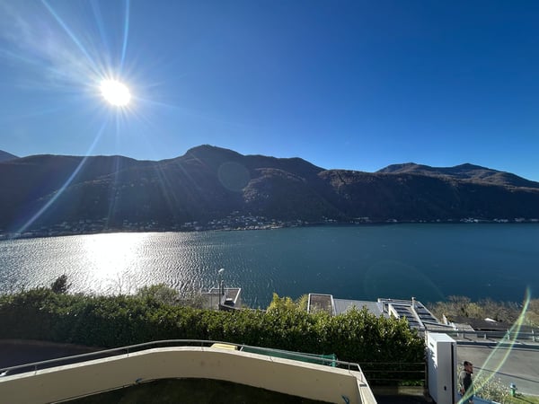 Casa unifamiliare con vista lago 2