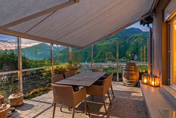 Exklusives Haus inmitten der Natur 180° Seeblick 2