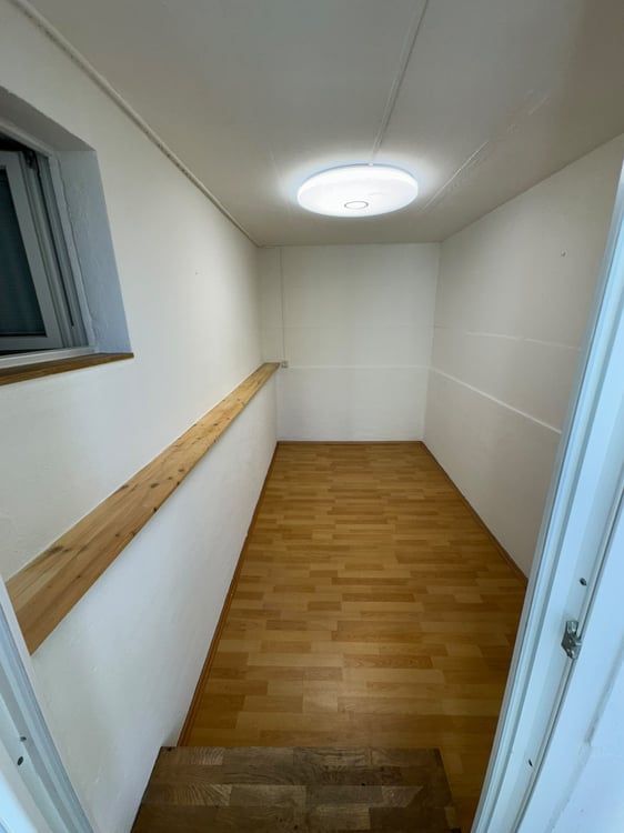 Saniertes Einfamilienhaus mit 6.5 Zimmern und guter Lage 24
