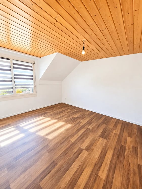 Charmante Wohnung mit Balkon ins Grüne - ruhig & naturnah / Renditeobjekt 5