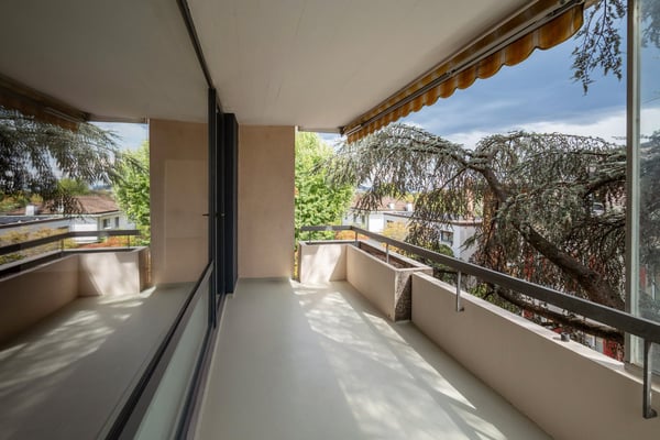 Platz für die Familie – 3.5 Zimmer mit Balkon und Wintergarten auf 180m2 2