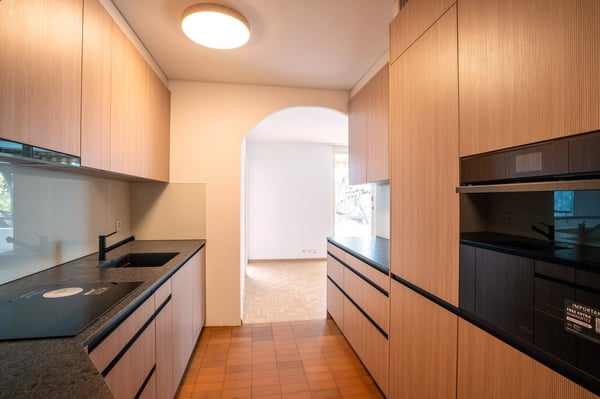 Platz für die Familie – 3.5 Zimmer mit Balkon und Wintergarten auf 180m2 3