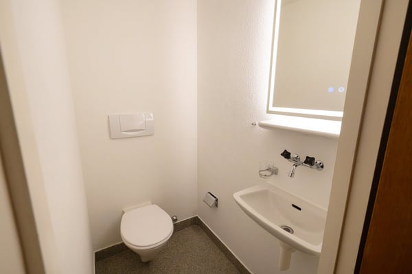 Platz für die Familie – 3.5 Zimmer mit Balkon und Wintergarten auf 180m2 10