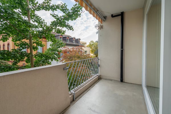 2.5 Zimmer, zwei Balkone und viel Platz – nahe am Rhein 2