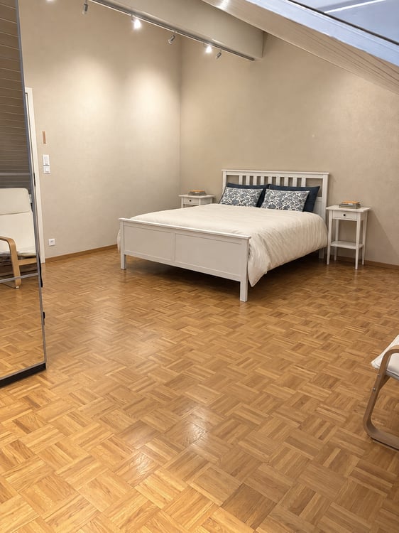 Duplex lumineux de 5 pièces avec mezzanine et balcon à Satigny 8