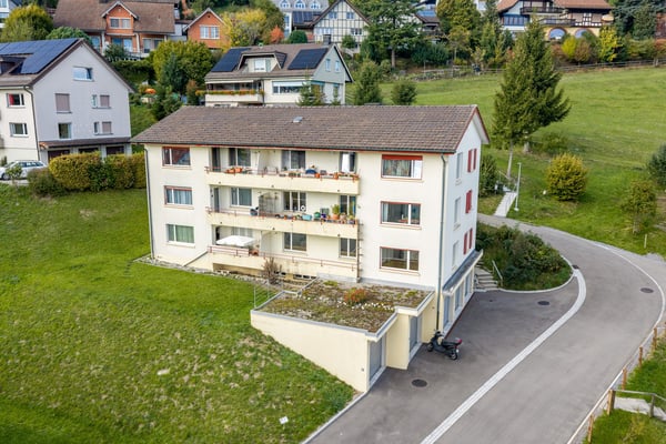 Helle 4.5-Zimmer mit Balkon in Speicher AR