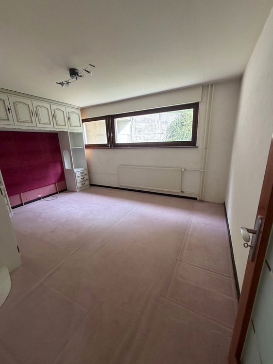 Appartement de 109m2 dans les montagnes Neuchâteloise à rénover à votre image 6