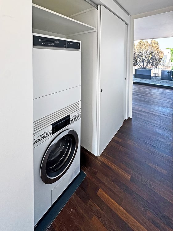 Moderne 3.5-Zimmer-Attikawohnung in Zürich-Sihlcity 18